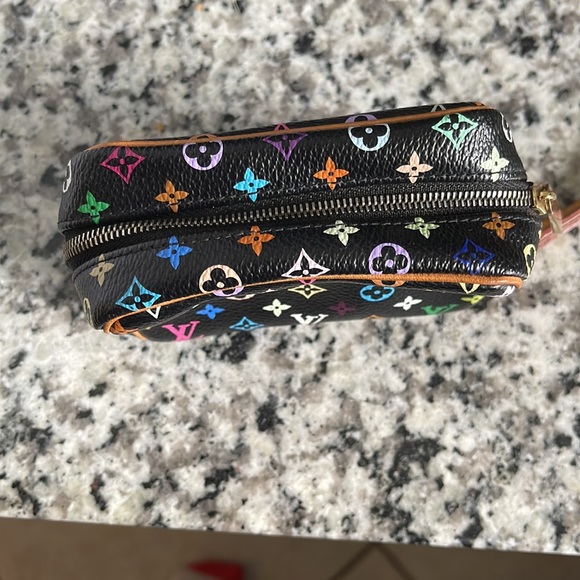 Louis Vuitton Wapity Pouch- Vintage. - Picture 5 of 8